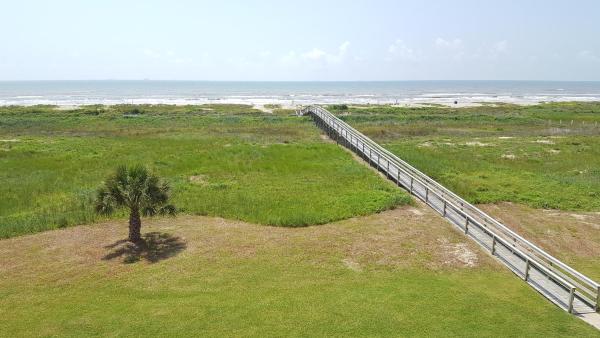 Studio Apartment with Sea View